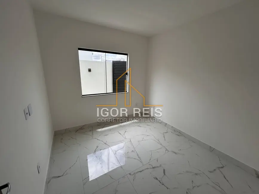 Foto 8 de Casa de Condomínio à venda em Campos Dos Goytacazes - RJ