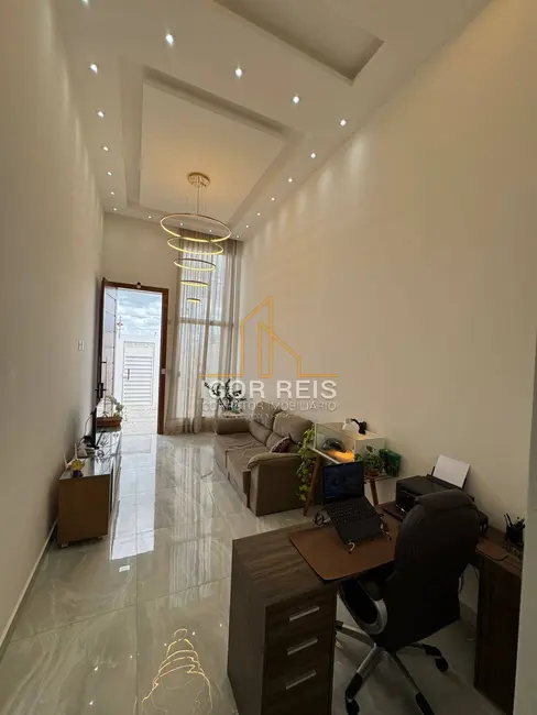 Casa à venda e para alugar em Campos Dos Goytacazes - RJ - imagem 7 Foto 7 de Casa à venda e para alugar em Campos Dos Goytacazes - RJ