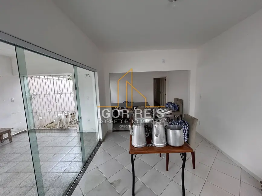 Apartamento com 2 quartos para alugar em Parque Jóquei Club, Campos Dos Goytacazes - RJ - imagem 2 Foto 2 de Apartamento com 2 quartos para alugar em Parque Jóquei Club, Campos Dos Goytacazes - RJ