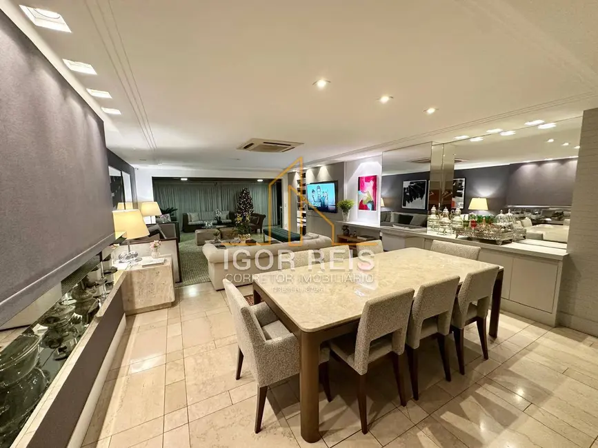 Foto 1 de Apartamento com 4 quartos à venda, 215m2 em Centro, Campos Dos Goytacazes - RJ