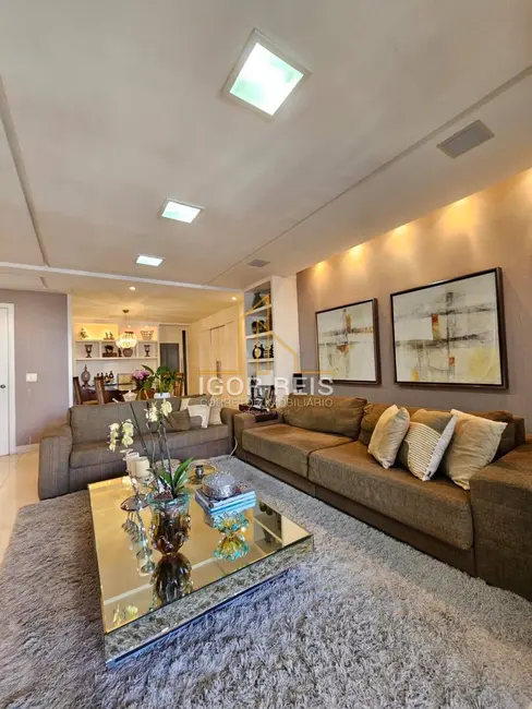 Foto 9 de Apartamento com 4 quartos à venda, 169m2 em Centro, Campos Dos Goytacazes - RJ