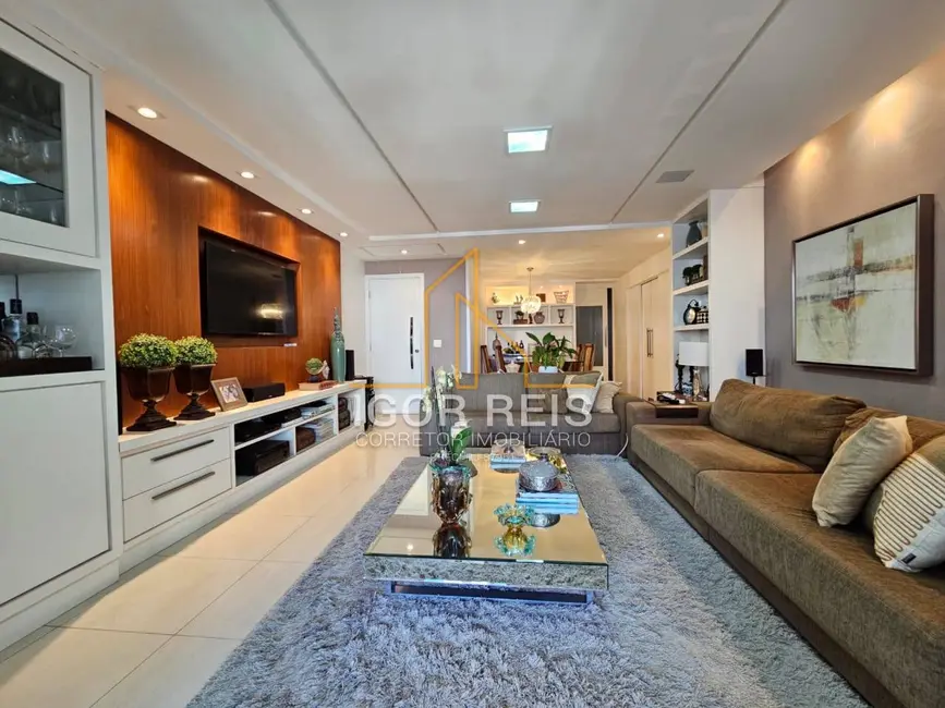 Foto 1 de Apartamento com 4 quartos à venda, 169m2 em Centro, Campos Dos Goytacazes - RJ