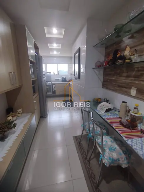 Foto 4 de Apartamento com 4 quartos à venda em Centro, Campos Dos Goytacazes - RJ