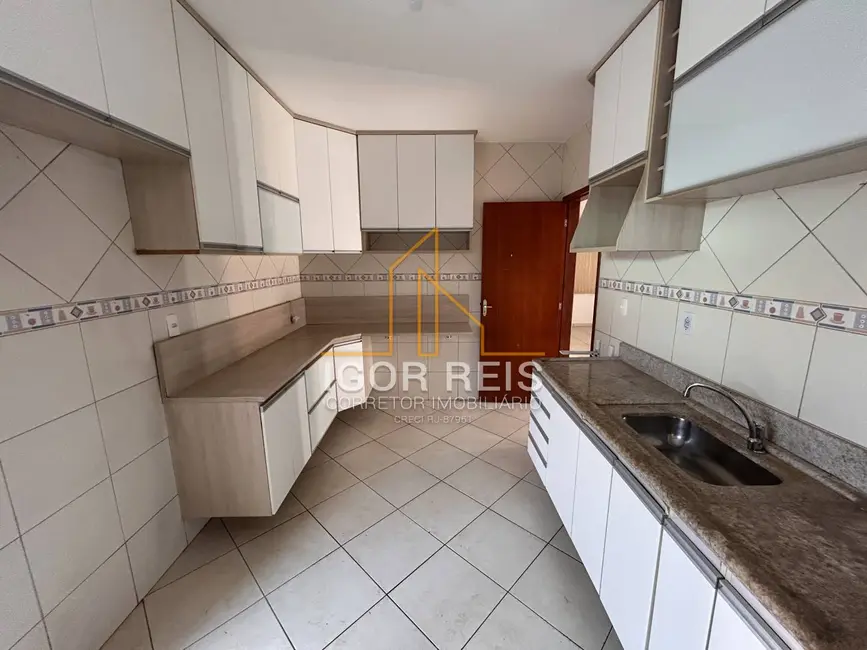 Foto 4 de Casa de Condomínio com 3 quartos à venda em Parque Jóquei Club, Campos Dos Goytacazes - RJ