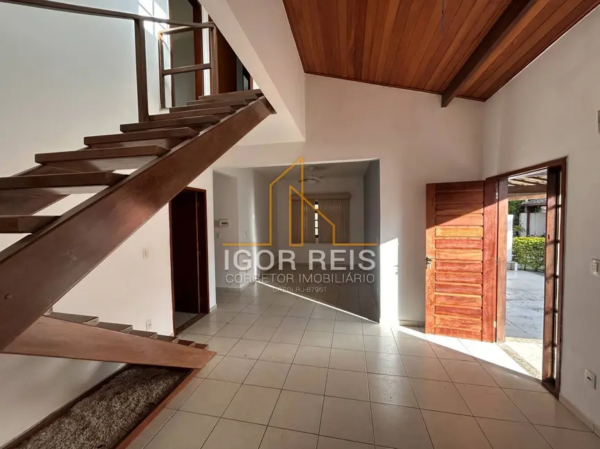 Foto 2 de Casa de Condomínio com 3 quartos à venda em Parque Jóquei Club, Campos Dos Goytacazes - RJ