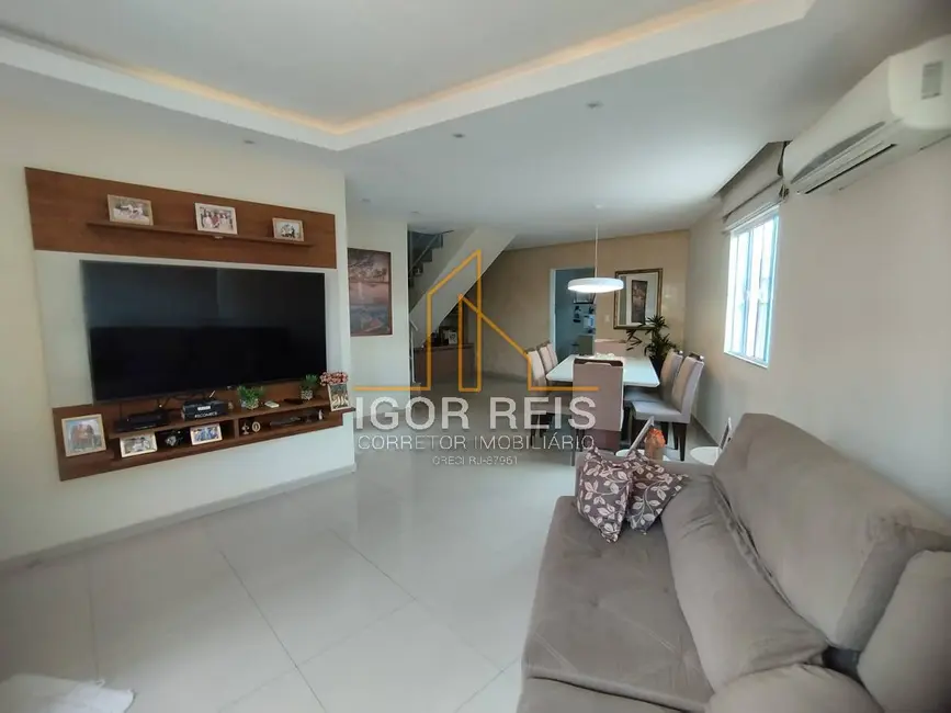 Foto 2 de Casa com 4 quartos à venda, 160m2 em Parque Aurora, Campos Dos Goytacazes - RJ