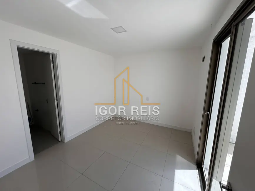 Foto 8 de Apartamento com 3 quartos à venda, 115m2 em Parque Tamandaré, Campos Dos Goytacazes - RJ