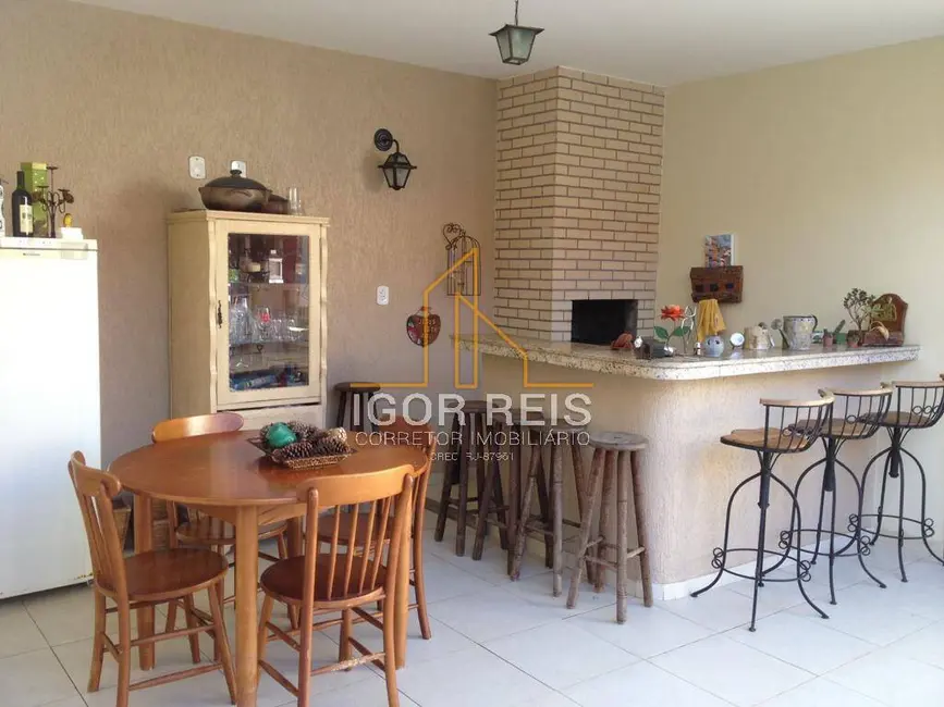 Foto 4 de Casa de Condomínio com 3 quartos à venda em Parque Califórnia, Campos Dos Goytacazes - RJ