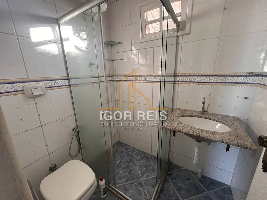 Foto 8 de Casa com 4 quartos à venda e para alugar em Parque Jóquei Club, Campos Dos Goytacazes - RJ