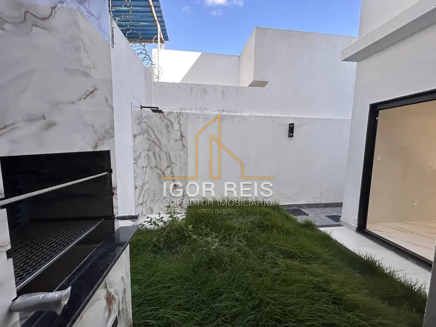 Foto 3 de Casa com 2 quartos à venda em Campos Dos Goytacazes - RJ