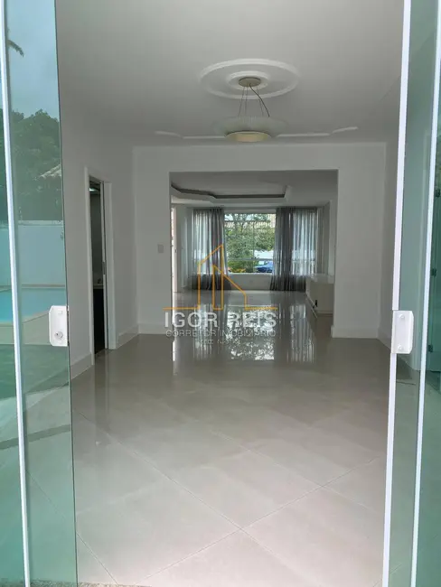 Foto 3 de Casa de Condomínio com 3 quartos à venda em Parque Santo Amaro, Campos Dos Goytacazes - RJ