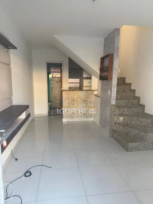 Foto 2 de Casa de Condomínio com 2 quartos à venda, 65m2 em Parque Jóquei Club, Campos Dos Goytacazes - RJ