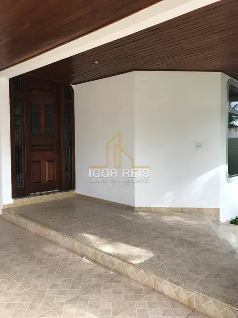 Foto 3 de Casa de Condomínio com 4 quartos à venda em Centro, Campos Dos Goytacazes - RJ