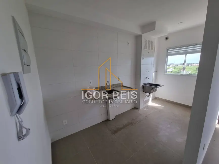 Foto 4 de Apartamento com 2 quartos à venda em Campos Dos Goytacazes - RJ