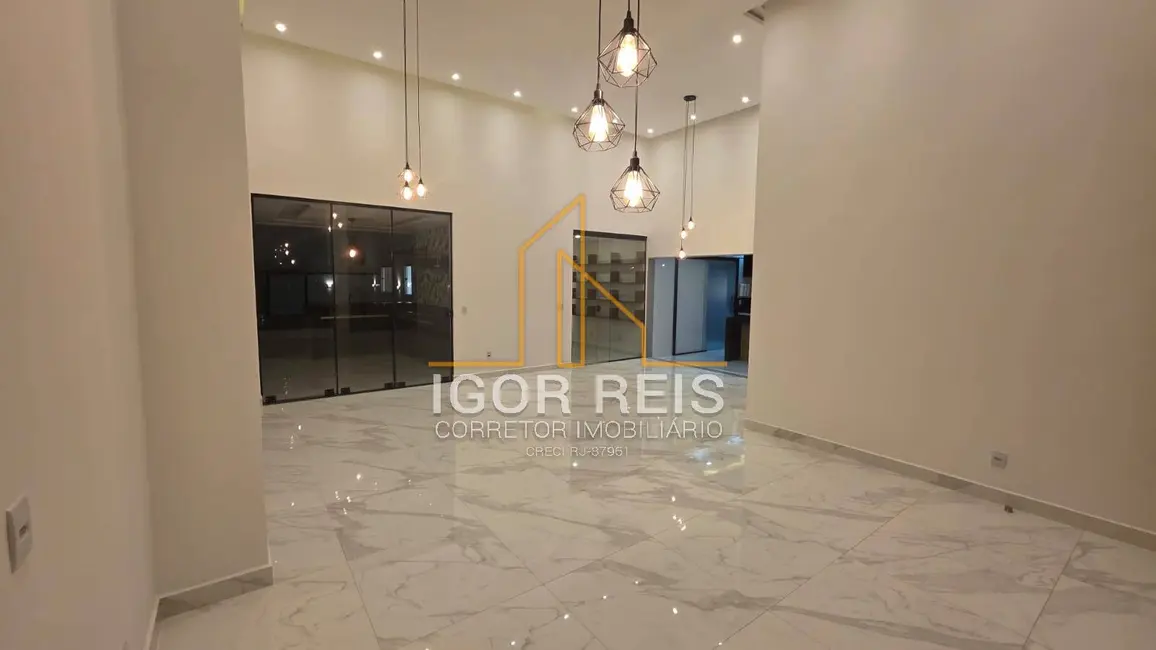 Casa de Condomínio com 3 quartos à venda em Parque Rodoviário, Campos Dos Goytacazes - RJ - imagem 5 Foto 5 de Casa de Condomínio com 3 quartos à venda em Parque Rodoviário, Campos Dos Goytacazes - RJ