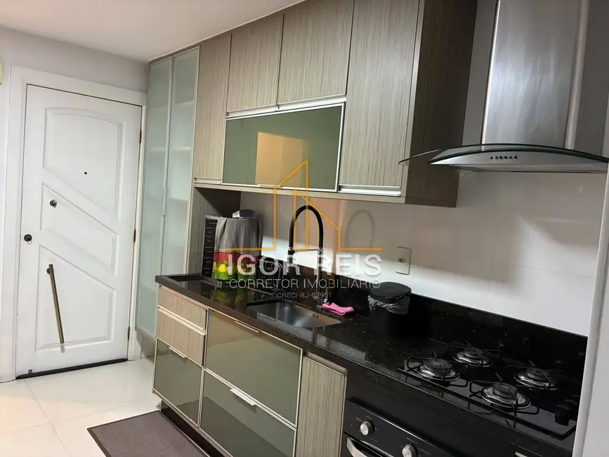 Apartamento com 3 quartos à venda, 125m2 em Centro, Campos Dos Goytacazes - RJ - imagem 9 Foto 9 de Apartamento com 3 quartos à venda, 125m2 em Centro, Campos Dos Goytacazes - RJ