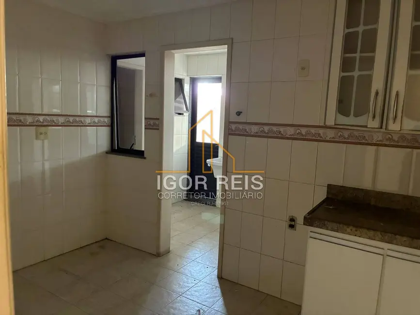 Foto 8 de Apartamento com 3 quartos à venda, 137m2 em Centro, Campos Dos Goytacazes - RJ