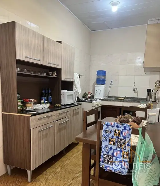 Casa com 6 quartos à venda em Campos Dos Goytacazes - RJ - imagem 8 Foto 8 de Casa com 6 quartos à venda em Campos Dos Goytacazes - RJ