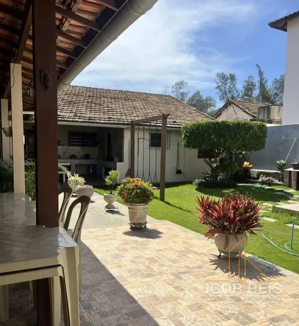 Casa com 6 quartos à venda em Campos Dos Goytacazes - RJ - imagem 4 Foto 4 de Casa com 6 quartos à venda em Campos Dos Goytacazes - RJ