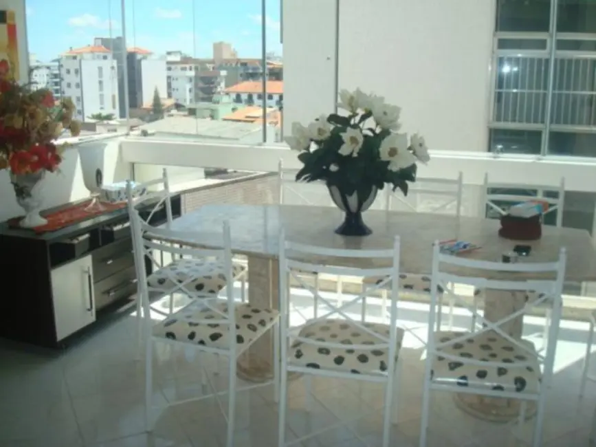 Cobertura com 4 quartos à venda e para alugar, 200m2 em Centro, Cabo Frio - RJ - imagem 6 Foto 6 de Cobertura com 4 quartos à venda e para alugar, 200m2 em Centro, Cabo Frio - RJ