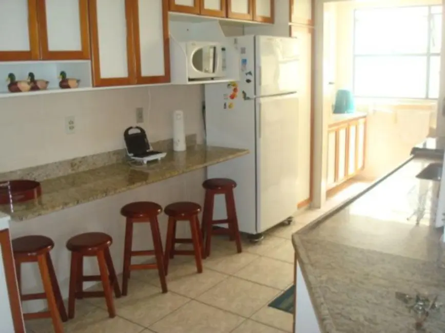 Foto 2 de Cobertura com 3 quartos à venda e para alugar em Centro, Cabo Frio - RJ