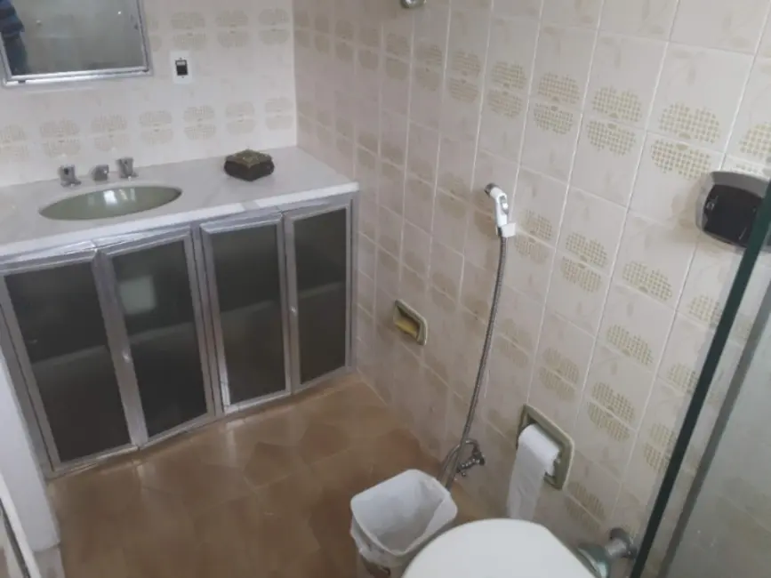 Apartamento com 3 quartos à venda e para alugar, 105m2 em Centro, Cabo Frio - RJ - imagem 9 Foto 9 de Apartamento com 3 quartos à venda e para alugar, 105m2 em Centro, Cabo Frio - RJ