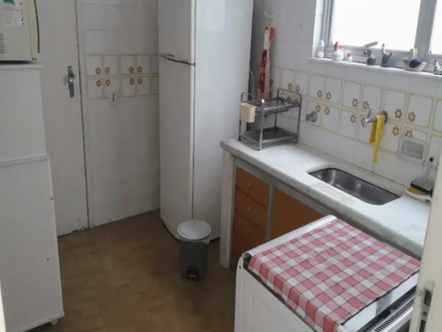 Apartamento com 3 quartos à venda e para alugar, 105m2 em Centro, Cabo Frio - RJ - imagem 8 Foto 8 de Apartamento com 3 quartos à venda e para alugar, 105m2 em Centro, Cabo Frio - RJ