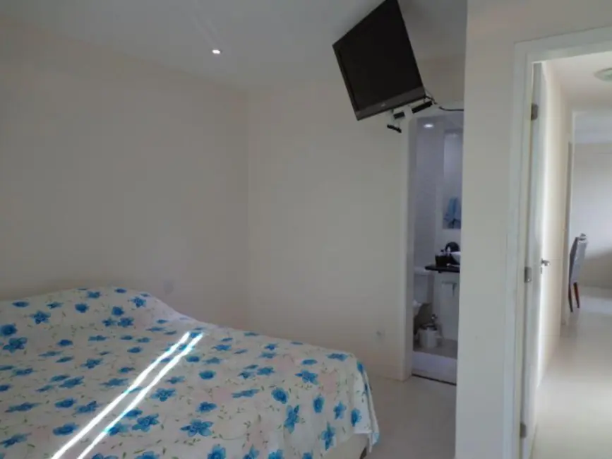 Foto 6 de Cobertura com 3 quartos à venda, 120m2 em Jardim Flamboyant, Cabo Frio - RJ