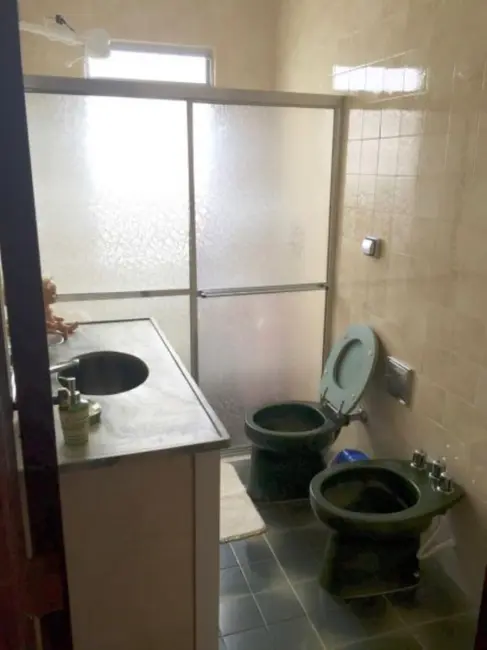 Foto 4 de Casa com 4 quartos à venda e para alugar, 400m2 em Cabo Frio - RJ