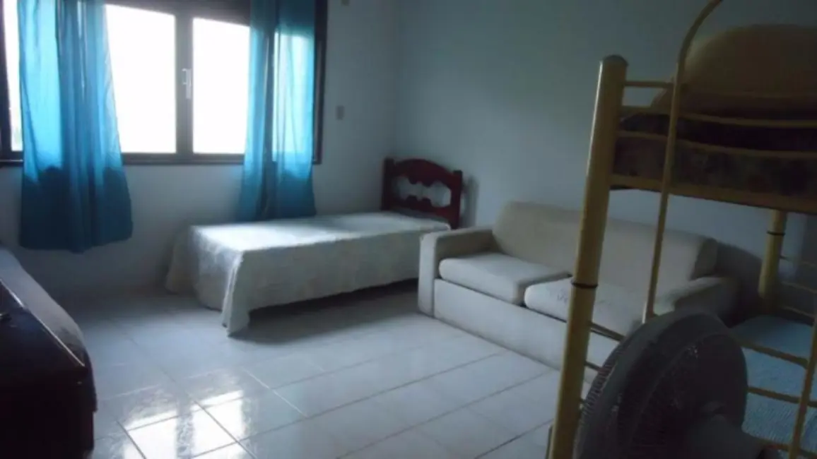 Foto 3 de Sobrado com 2 quartos à venda e para alugar, 90m2 em Centro, Cabo Frio - RJ