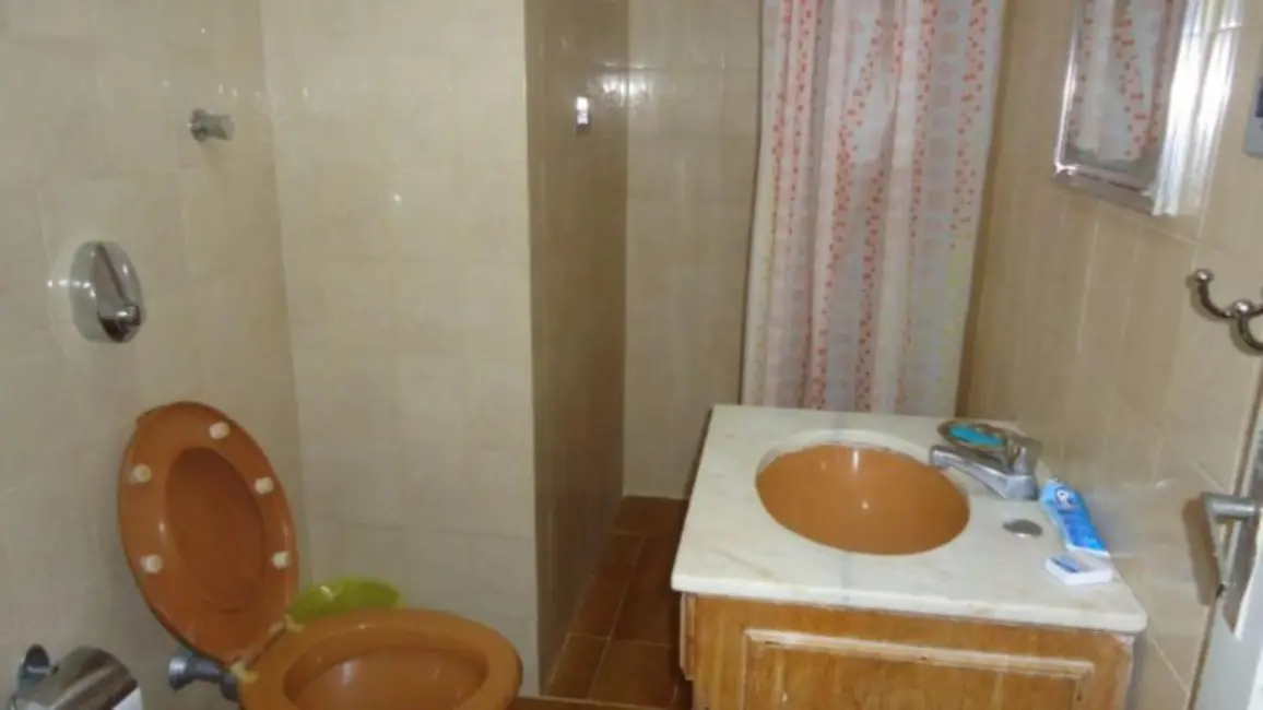 Foto 4 de Sobrado com 2 quartos à venda e para alugar, 90m2 em Centro, Cabo Frio - RJ