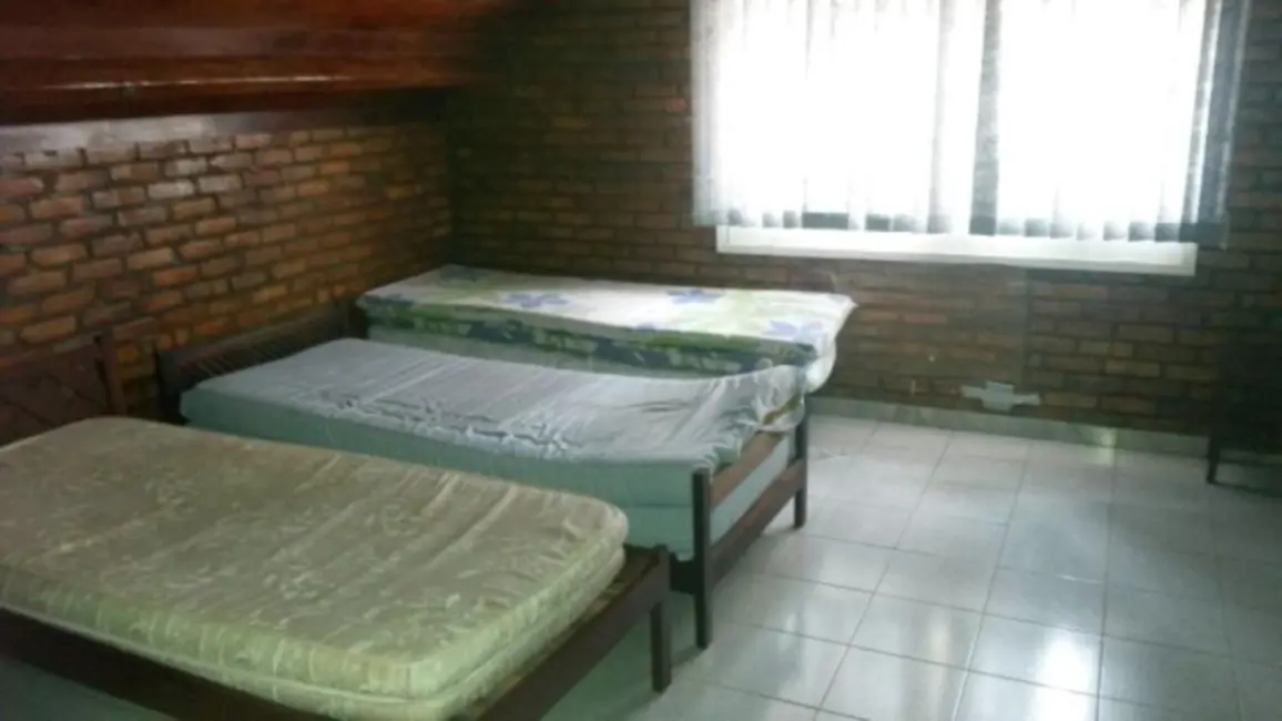 Foto 7 de Casa com 4 quartos à venda e para alugar, 160m2 em Centro, Cabo Frio - RJ