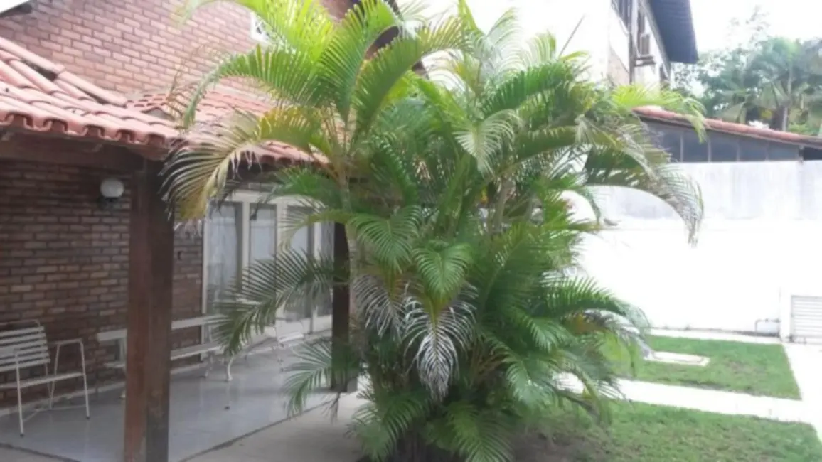 Foto 1 de Casa com 4 quartos à venda e para alugar, 160m2 em Centro, Cabo Frio - RJ