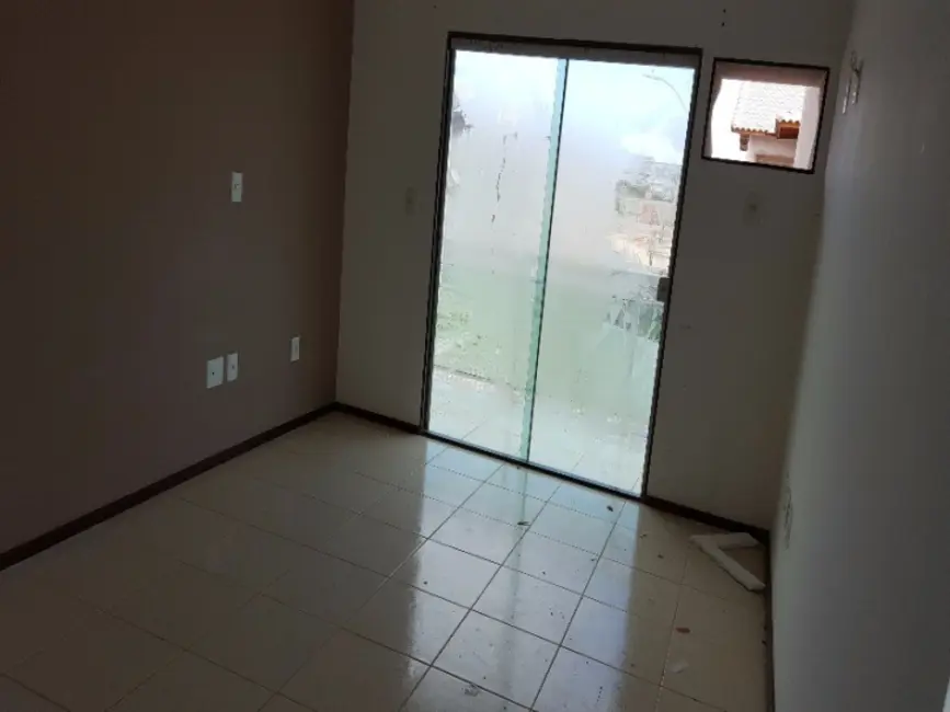 Foto 2 de Sobrado com 3 quartos à venda em Palmeiras, Cabo Frio - RJ