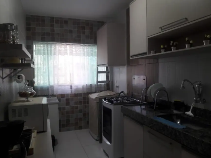 Foto 6 de Apartamento com 2 quartos à venda, 75m2 em Balneário São Pedro, Sao Pedro Da Aldeia - RJ