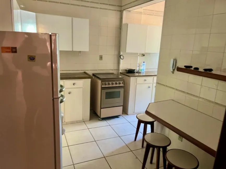 Foto 4 de Apartamento com 3 quartos à venda, 120m2 em Algodoal, Cabo Frio - RJ