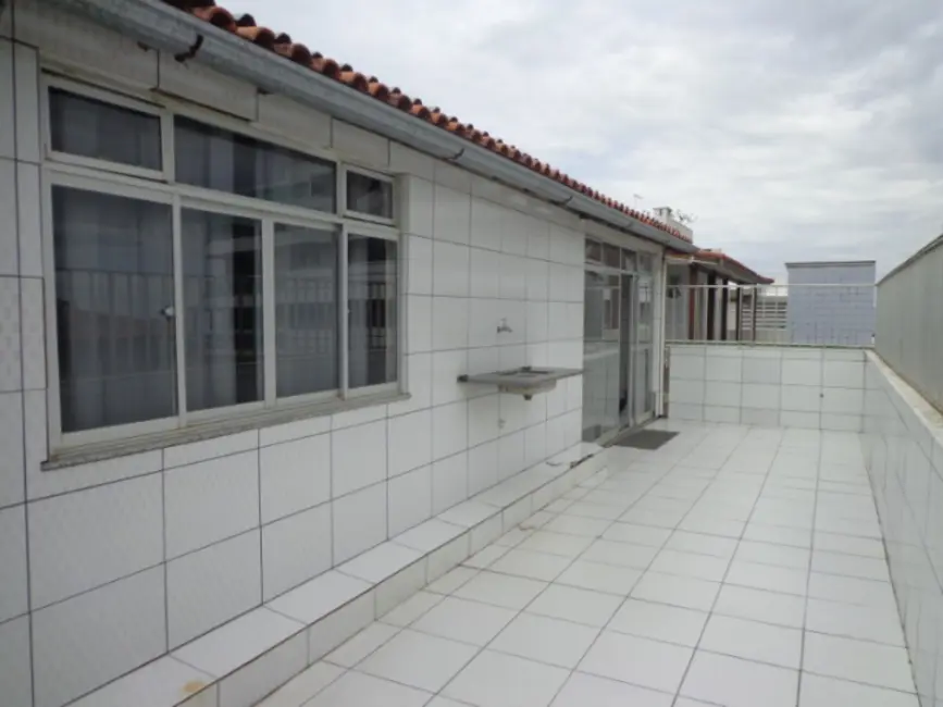 Foto 3 de Cobertura com 4 quartos à venda, 130m2 em Algodoal, Cabo Frio - RJ