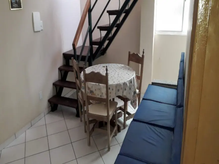 Foto 1 de Cobertura com 4 quartos à venda, 130m2 em Algodoal, Cabo Frio - RJ