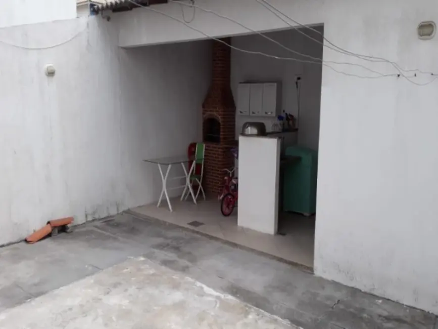 Foto 4 de Sobrado com 4 quartos à venda, 225m2 em Cabo Frio - RJ