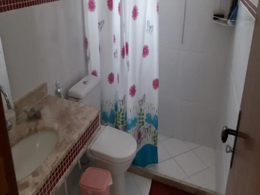 Foto 8 de Sobrado com 4 quartos à venda, 225m2 em Cabo Frio - RJ