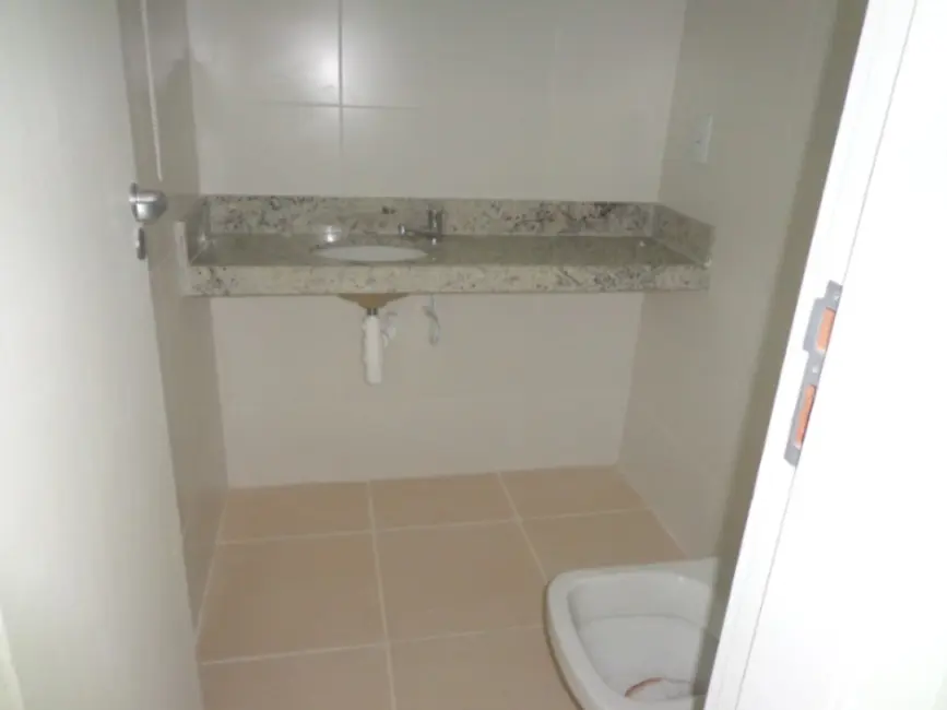 Apartamento com 1 quarto à venda, 57m2 em Centro, Cabo Frio - RJ - imagem 6 Foto 6 de Apartamento com 1 quarto à venda, 57m2 em Centro, Cabo Frio - RJ