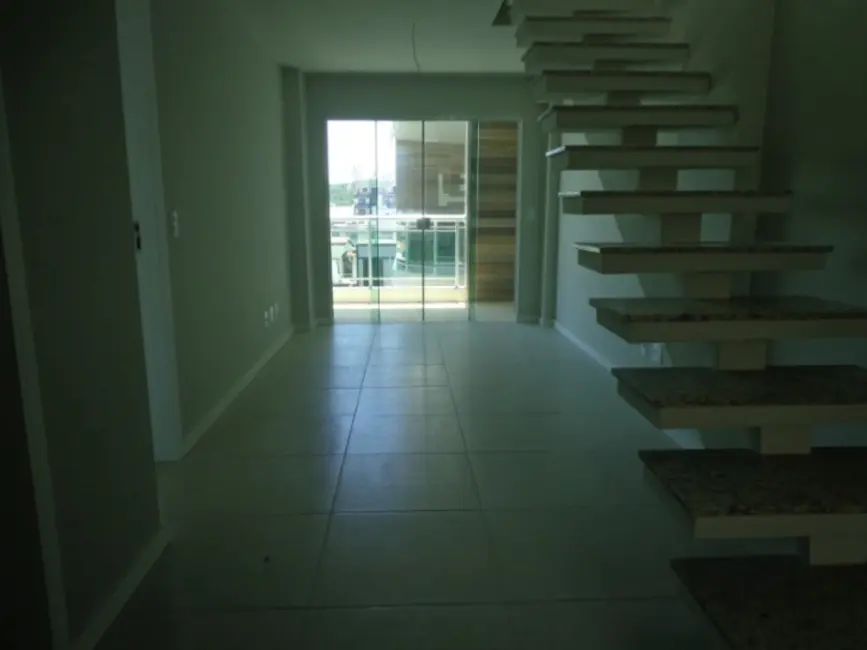 Cobertura com 2 quartos à venda, 110m2 em Centro, Cabo Frio - RJ - imagem 1 Foto 1 de Cobertura com 2 quartos à venda, 110m2 em Centro, Cabo Frio - RJ