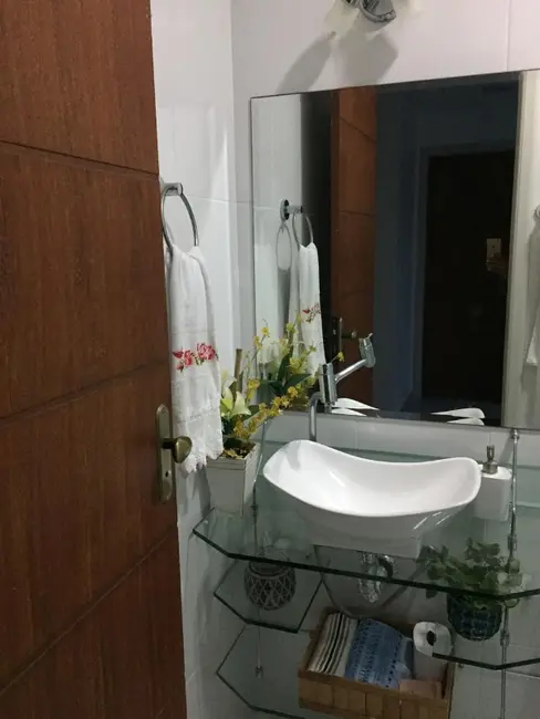 Foto 9 de Sobrado com 4 quartos à venda, 225m2 em Cabo Frio - RJ