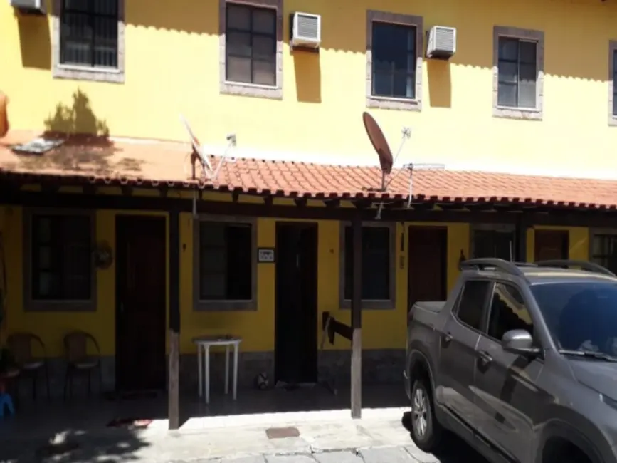 Foto 1 de Sobrado com 2 quartos à venda, 70m2 em Jardim Náutilus, Cabo Frio - RJ