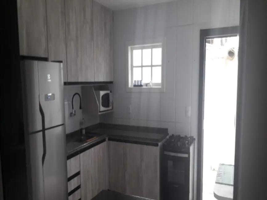 Foto 2 de Sobrado com 3 quartos à venda, 100m2 em Ogiva, Cabo Frio - RJ