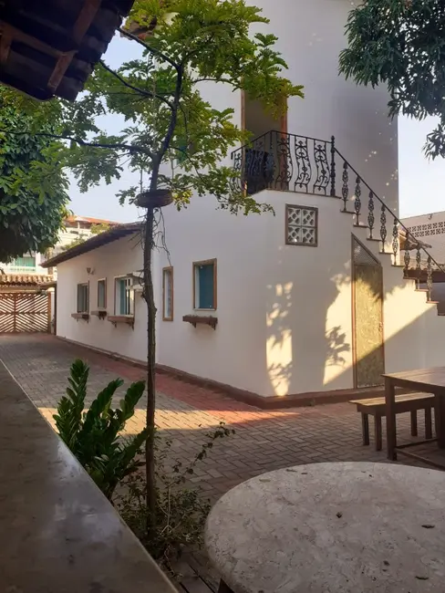 Foto 3 de Casa com 6 quartos à venda, 450m2 em Jardim Flamboyant, Cabo Frio - RJ