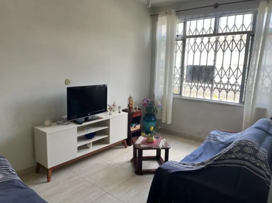 Foto 2 de Apartamento com 3 quartos à venda e para alugar, 80m2 em Centro, Cabo Frio - RJ