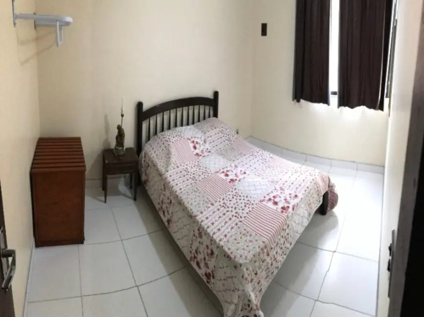 Apartamento com 3 quartos à venda e para alugar, 100m2 em Centro, Cabo Frio - RJ - imagem 6 Foto 6 de Apartamento com 3 quartos à venda e para alugar, 100m2 em Centro, Cabo Frio - RJ