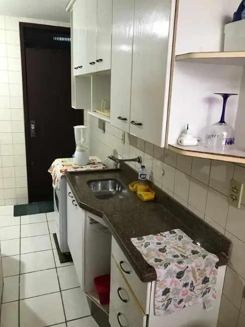 Apartamento com 3 quartos à venda e para alugar, 100m2 em Centro, Cabo Frio - RJ - imagem 9 Foto 9 de Apartamento com 3 quartos à venda e para alugar, 100m2 em Centro, Cabo Frio - RJ