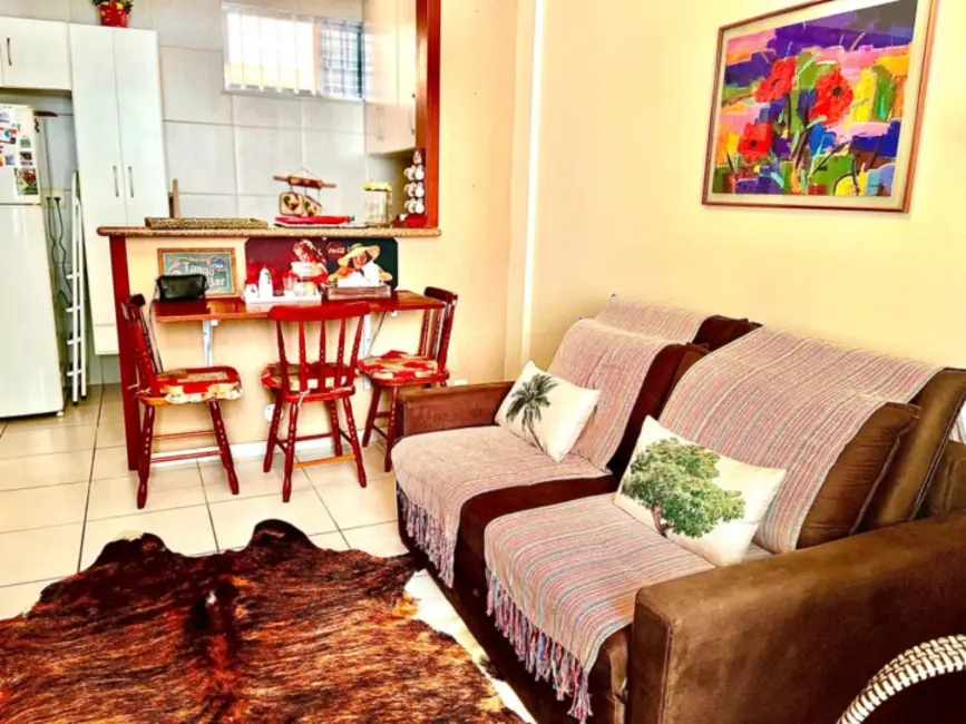 Foto 2 de Apartamento com 1 quarto à venda, 50m2 em Centro, Cabo Frio - RJ